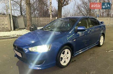 Седан Mitsubishi Lancer 2009 в Киеве