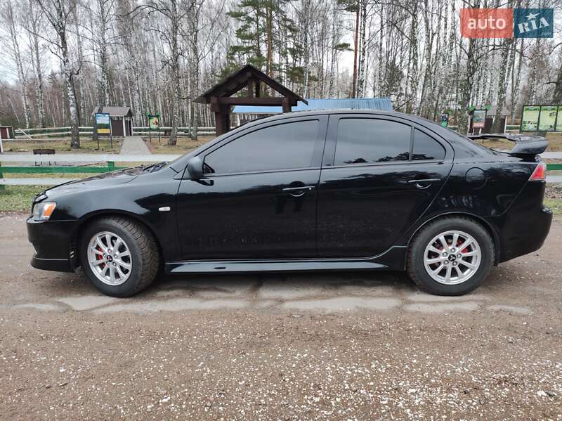 Седан Mitsubishi Lancer 2011 в Коростені