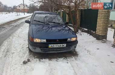 Седан Mitsubishi Lancer 1990 в Вінниці