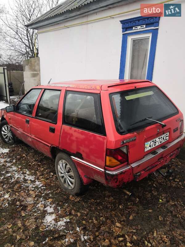 Универсал Mitsubishi Lancer 1987 в 