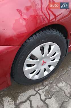 Седан Mitsubishi Lancer 2005 в Радехове