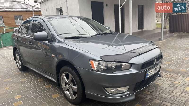 Седан Mitsubishi Lancer 2011 в Врадіївці