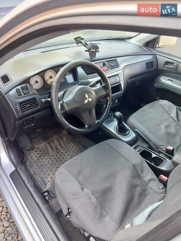 Седан Mitsubishi Lancer 2006 в Дрогобыче