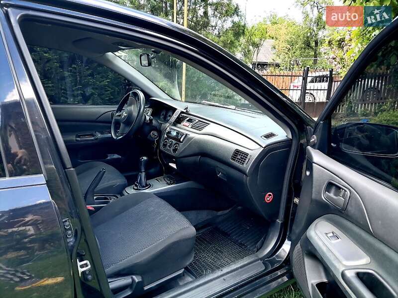 Седан Mitsubishi Lancer 2007 в Черновцах фото 7 Седан Mitsubishi Lancer 2007 в Черновцах