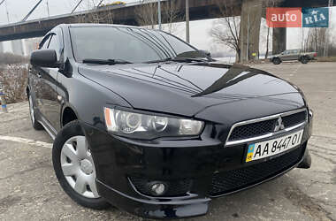 Седан Mitsubishi Lancer 2007 в Киеве