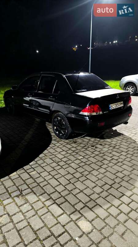Mitsubishi Lancer 2004