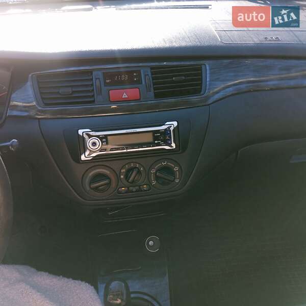 Універсал Mitsubishi Lancer 2004 в Лугинах