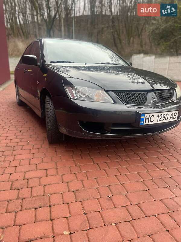 Седан Mitsubishi Lancer 2009 в Львові