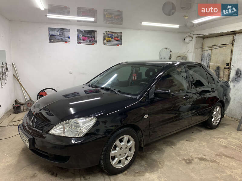 Седан Mitsubishi Lancer 2007 в Львові