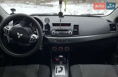 Седан Mitsubishi Lancer 2009 в Старокостянтинові