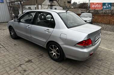 Седан Mitsubishi Lancer 2006 в Николаеве