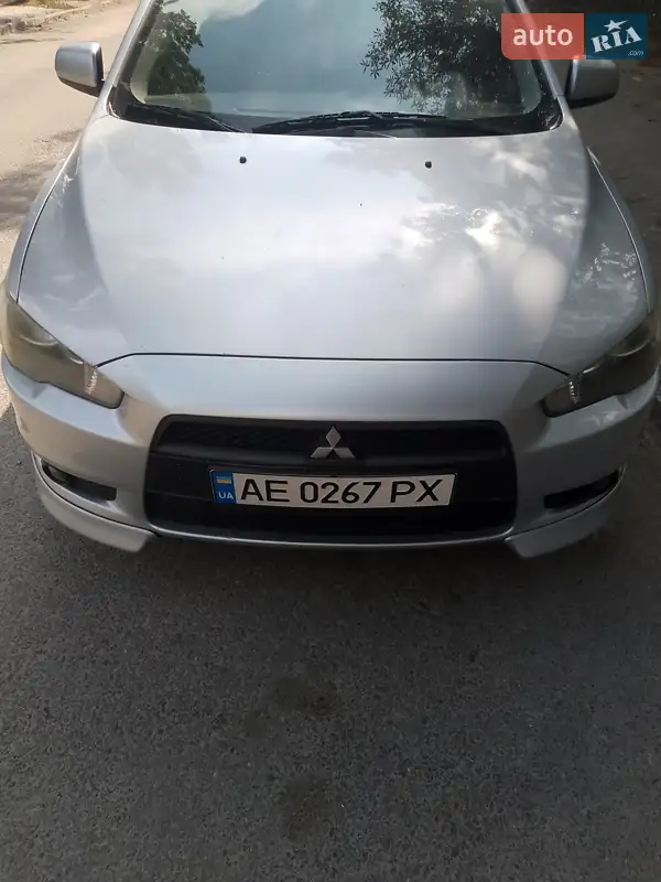 Mitsubishi Lancer