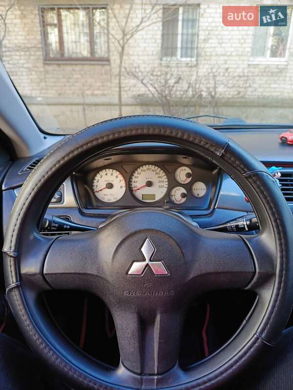 Седан Mitsubishi Lancer 2007 в Николаеве