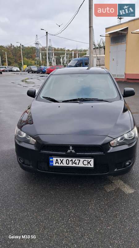 Седан Mitsubishi Lancer 2010 в Харькове