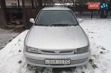 Седан Mitsubishi Lancer 1995 в Львове