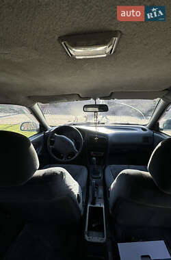 Седан Mitsubishi Lancer 1995 в 