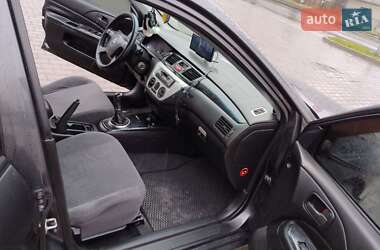 Седан Mitsubishi Lancer 2004 в 