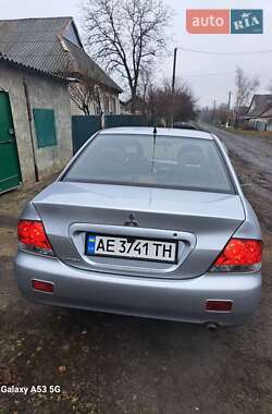 Седан Mitsubishi Lancer 2006 в Дмитрівці