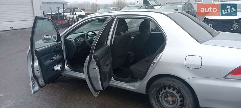 Седан Mitsubishi Lancer 2006 в Львове