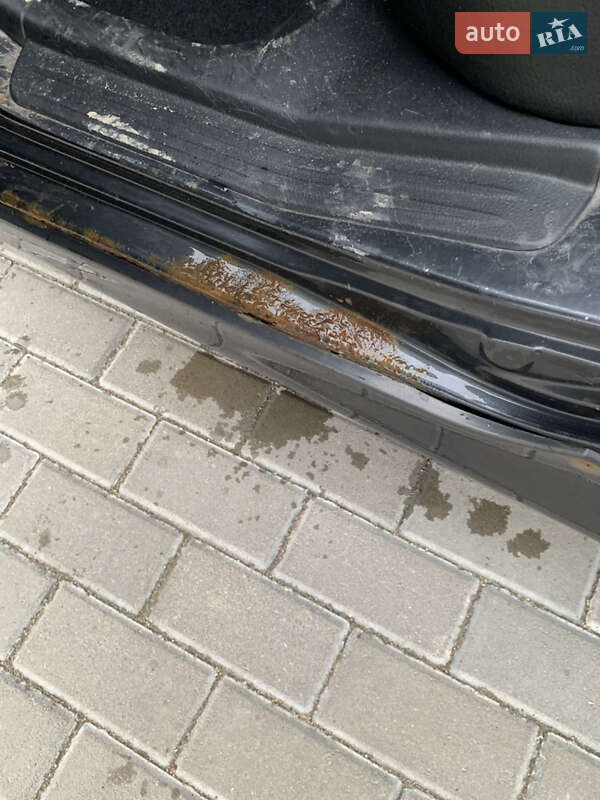 Седан Mitsubishi Lancer 2004 в Золочеве