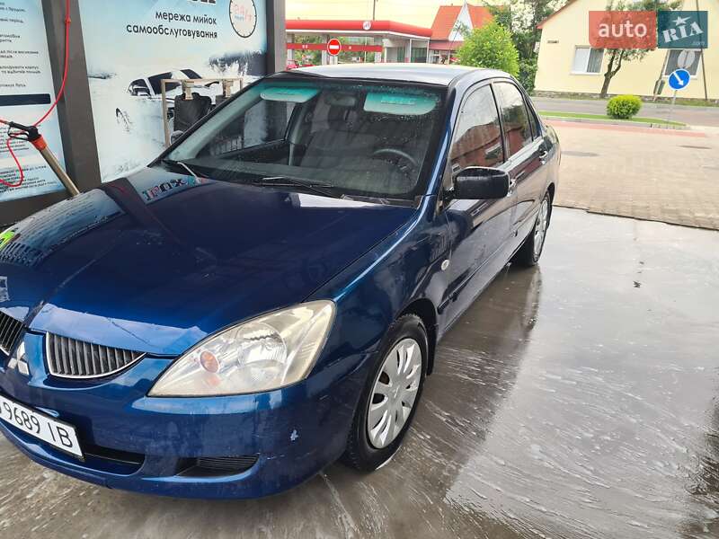 Седан Mitsubishi Lancer 2005 в Мукачево