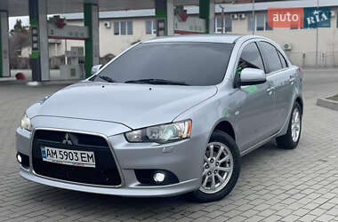 Хэтчбек Mitsubishi Lancer 2010 в Житомире