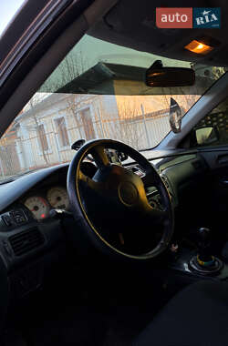 Седан Mitsubishi Lancer 2004 в Миколаєві