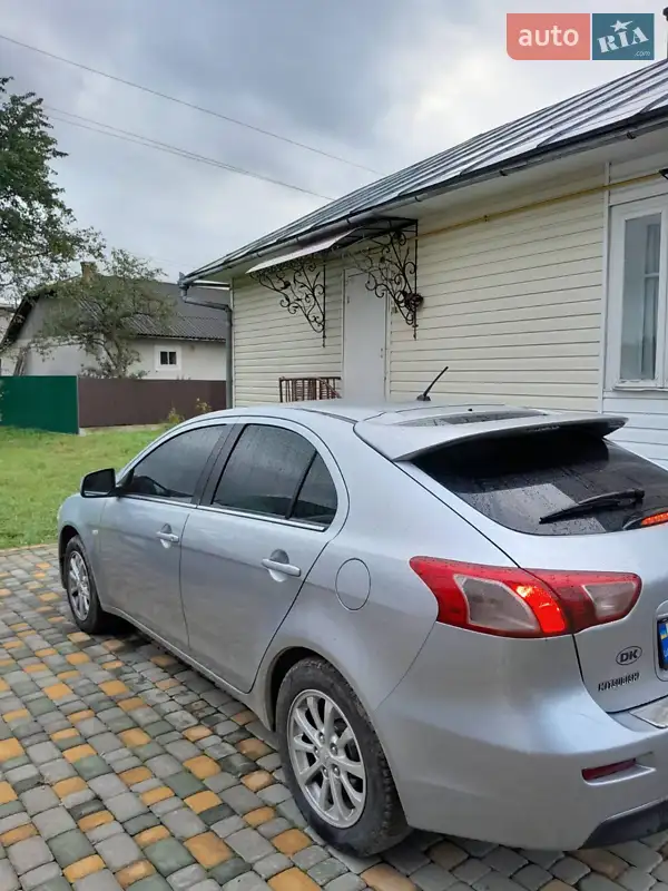 Mitsubishi Lancer 2010