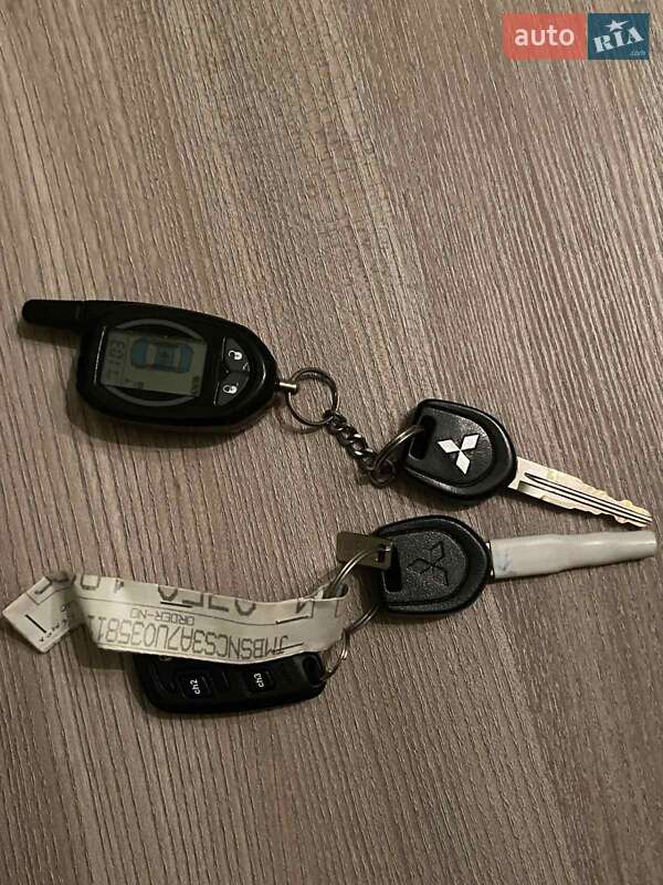 Седан Mitsubishi Lancer 2007 в Киеве