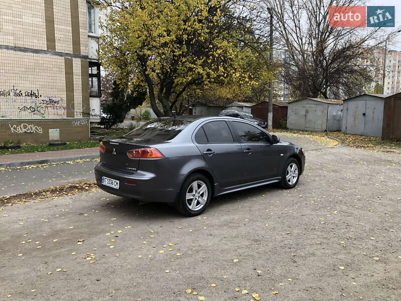 Седан Mitsubishi Lancer 2008 в Вишневом