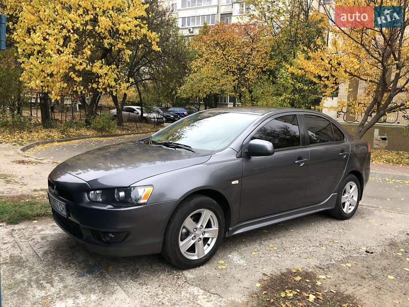 Седан Mitsubishi Lancer 2008 в Вишневом