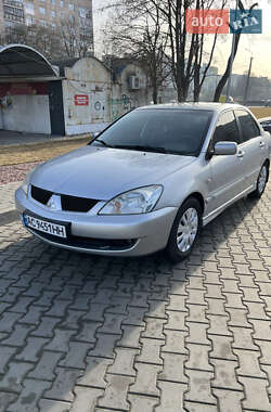 Седан Mitsubishi Lancer 2005 в Луцьку