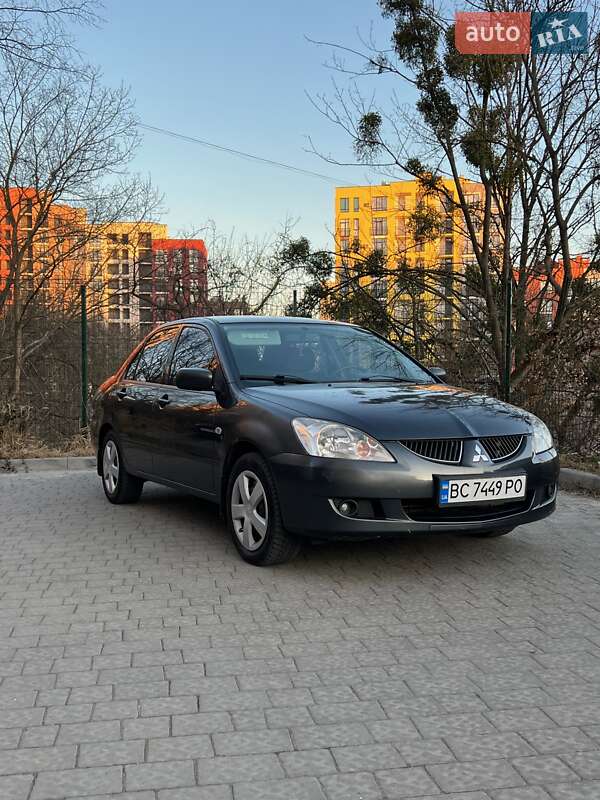 Mitsubishi Lancer 2003