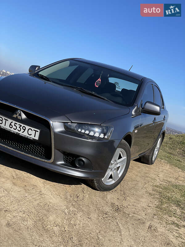Хэтчбек Mitsubishi Lancer 2009 в Одессе