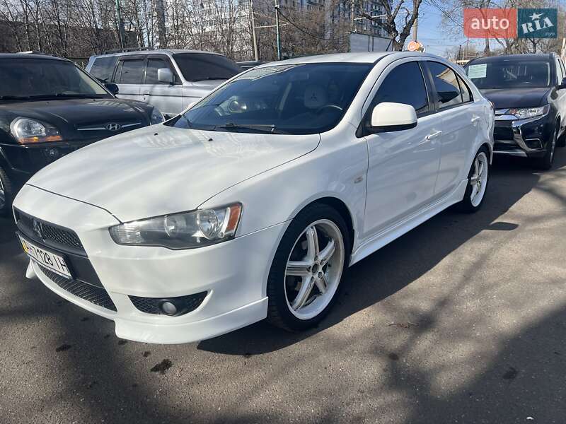 Хэтчбек Mitsubishi Lancer 2008 в Одессе