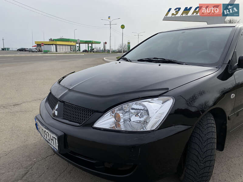 Седан Mitsubishi Lancer 2006 в Измаиле