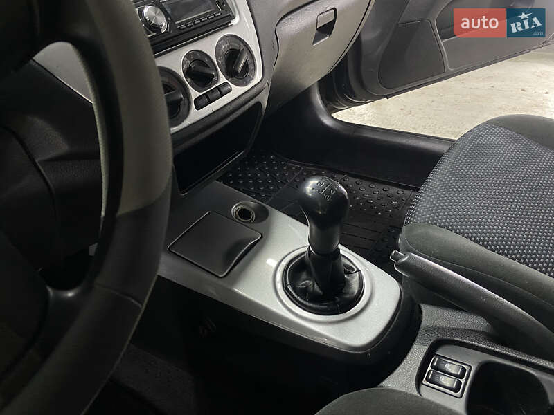 Седан Mitsubishi Lancer 2006 в Измаиле