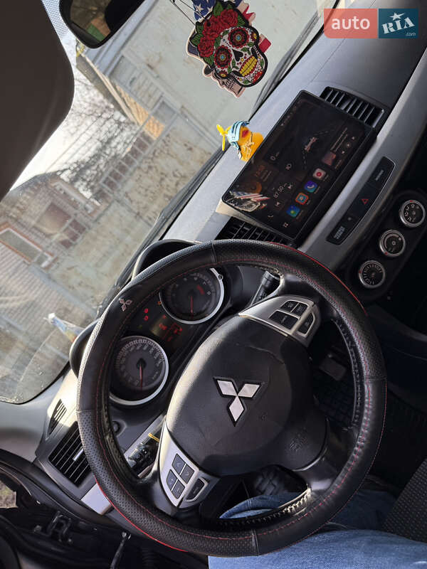 Седан Mitsubishi Lancer 2009 в Кривом Роге
