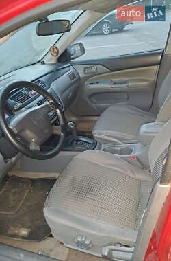 Седан Mitsubishi Lancer 2002 в 