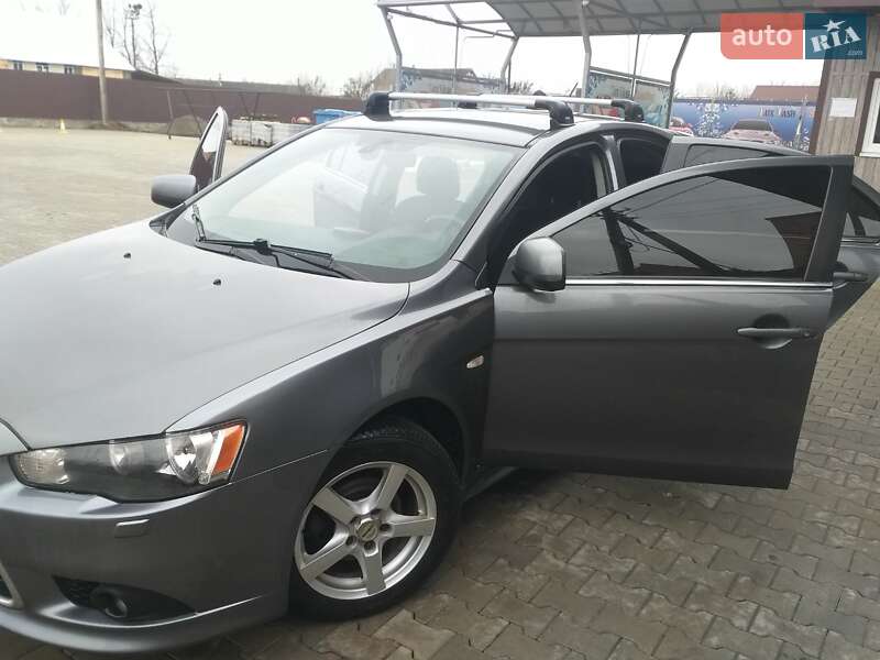 Хэтчбек Mitsubishi Lancer 2008 в Испасе