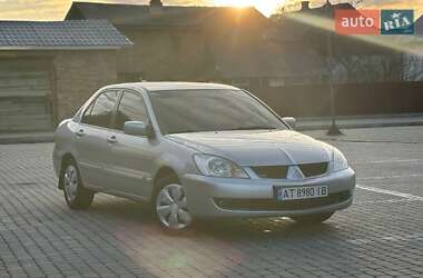 Седан Mitsubishi Lancer 2005 в Надворной