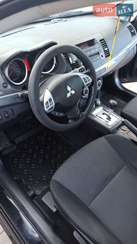 Хэтчбек Mitsubishi Lancer 2009 в Кривом Роге