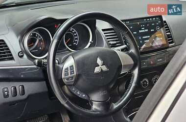 Седан Mitsubishi Lancer 2012 в Киеве