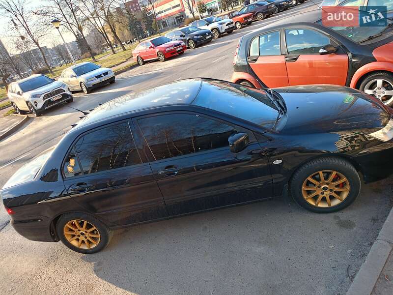 Седан Mitsubishi Lancer 2008 в Львові