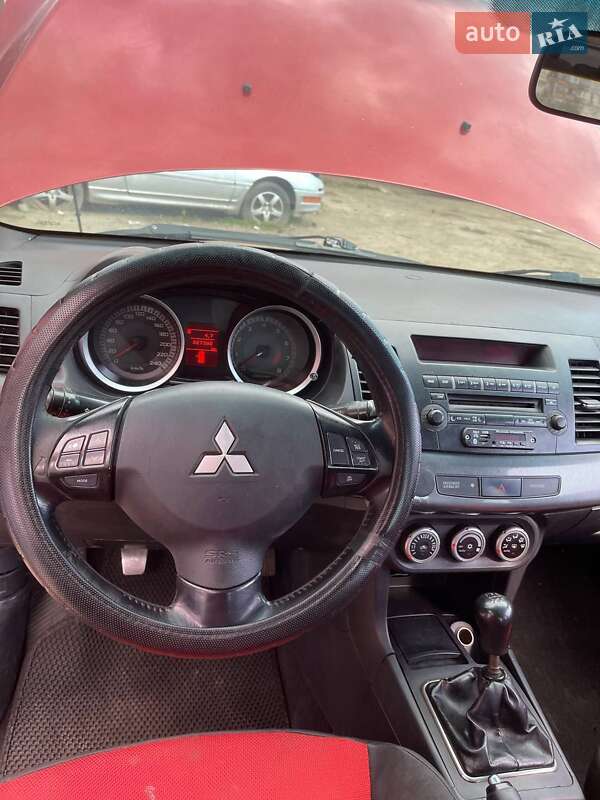 Седан Mitsubishi Lancer 2008 в Ужгороде