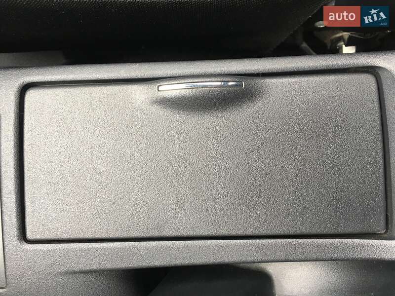 Седан Mitsubishi Lancer 2012 в Запоріжжі