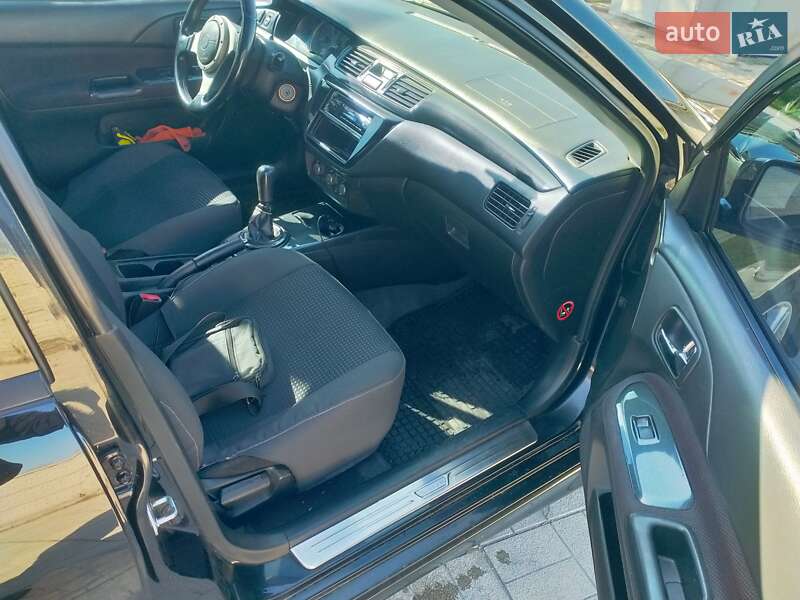 Седан Mitsubishi Lancer 2006 в Каменском