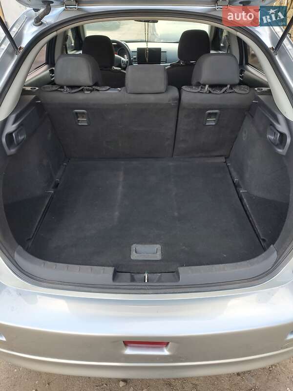 Хэтчбек Mitsubishi Lancer 2008 в Первомайске фото 4 Хэтчбек Mitsubishi Lancer 2008 в Первомайске