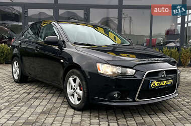 Хетчбек Mitsubishi Lancer 2009 в 