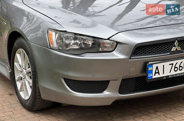 Седан Mitsubishi Lancer 2016 в 